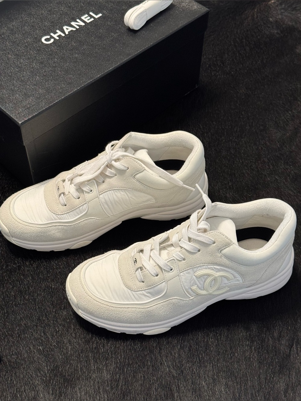 CHANEL White Suede CC Logo Tennis Shoes